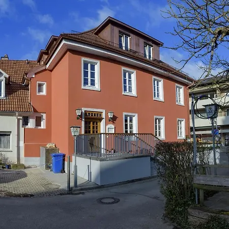 Adler Allmannsdorf Gæstehus 3*