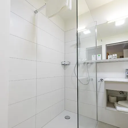 Adler Hotel 3*